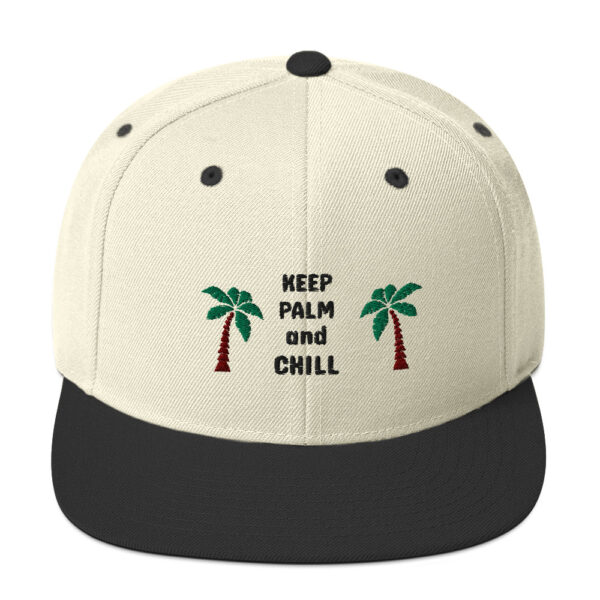 Keep Palm – Vorderansicht der Snapback-Cap "Keep Palm and Chill"