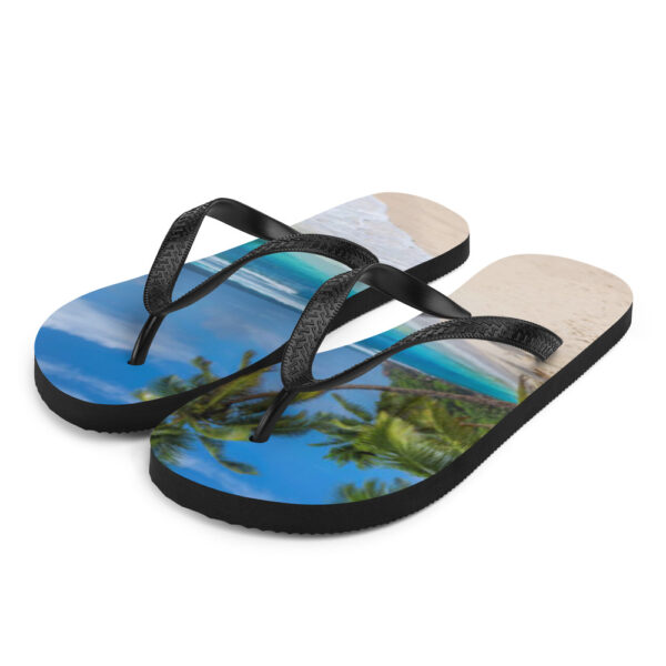 Flip Flops für den Strand – Sandstrand und Palmen